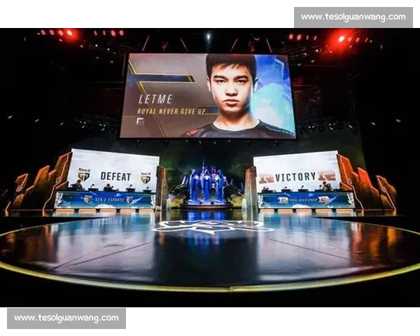 《英雄联盟全球总决赛赛季再燃战火：顶级战队激烈对决彰显电竞风采》