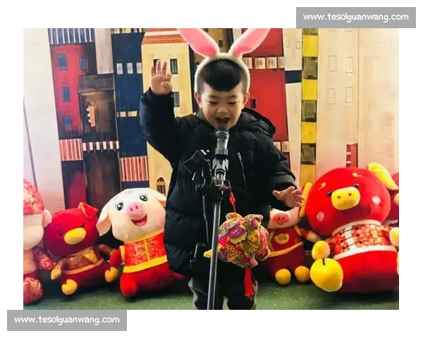 一年级唱歌比赛：童声悠扬展风采，快乐歌唱迎新春